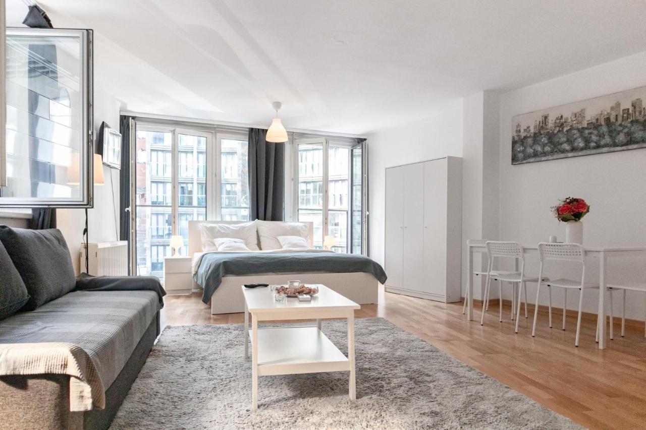 Gasometer Apartment - Designer Building With Amazing View Wenen Buitenkant foto